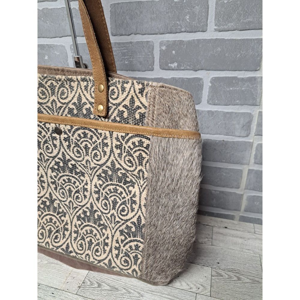 Myra Bag Women Ace Opcycled Canvas & Cowhide Messenger Large Crossbody Bag - Picture 14 of 16